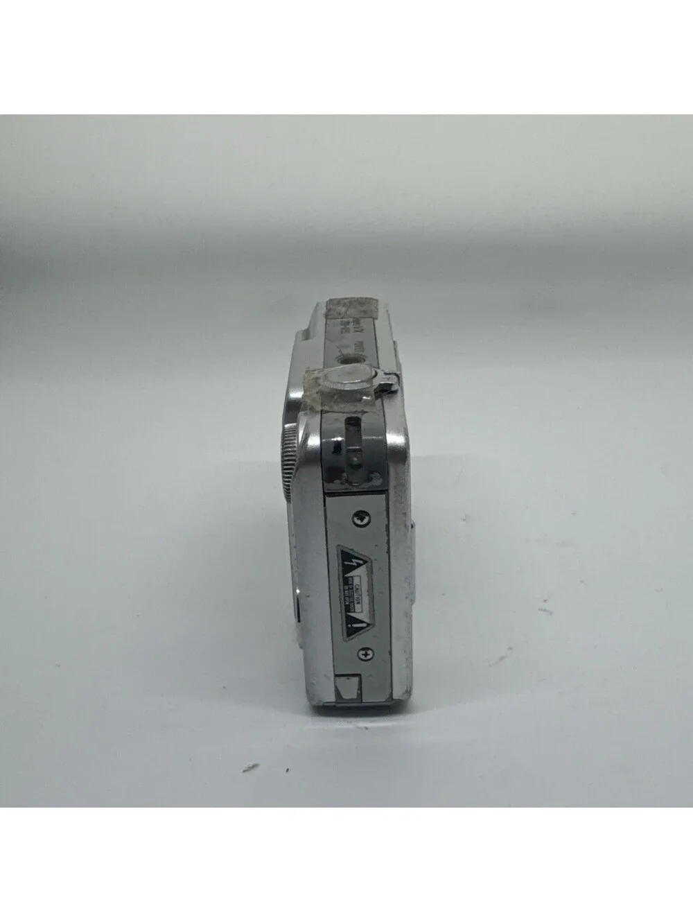 Sony Cyber-Shot DSC-W55 7.2MP Digital Camera Silver For PARTS - Powers On